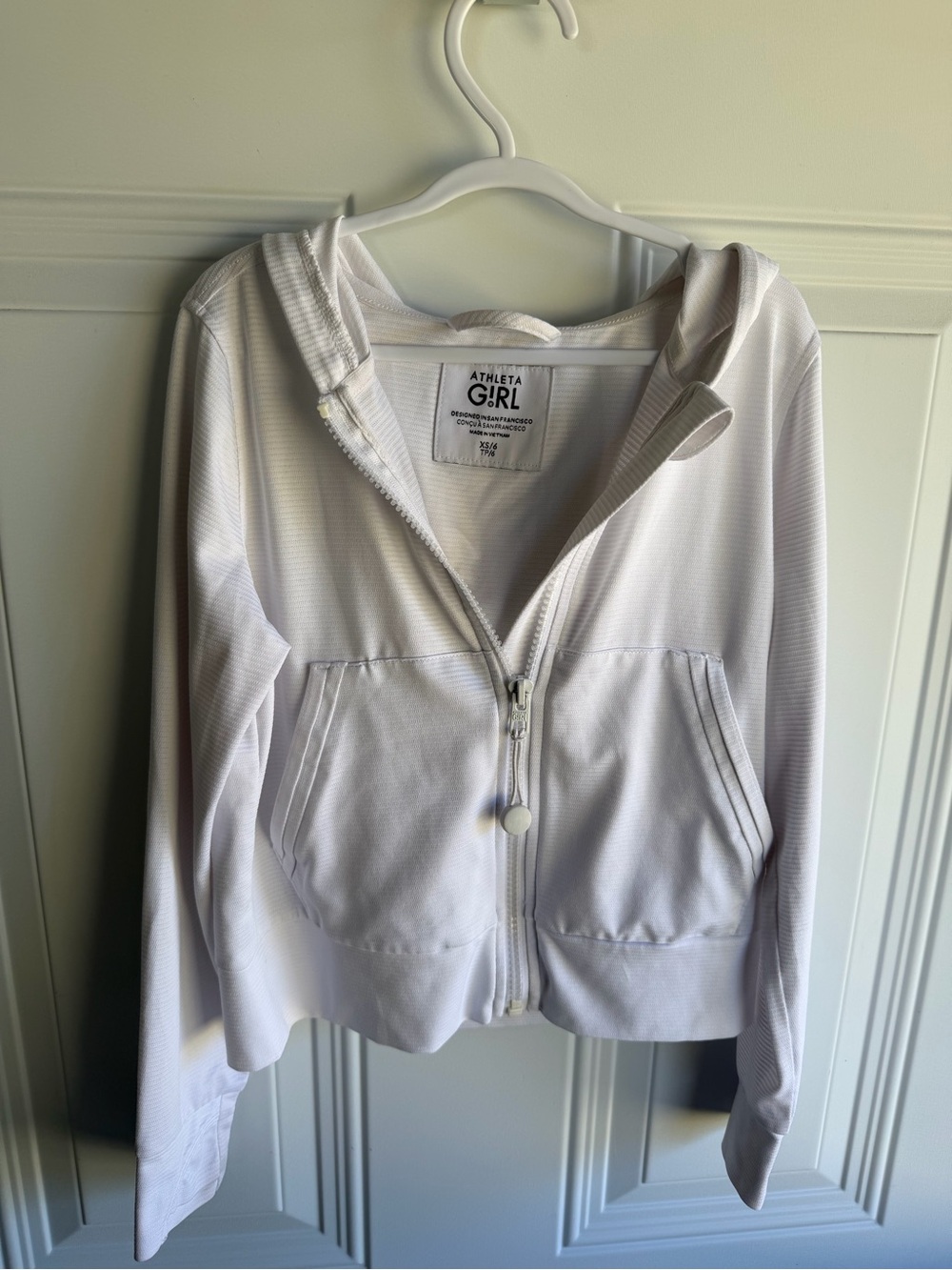 Girls Athleta White Zip-Up Hooded Jacket size 6